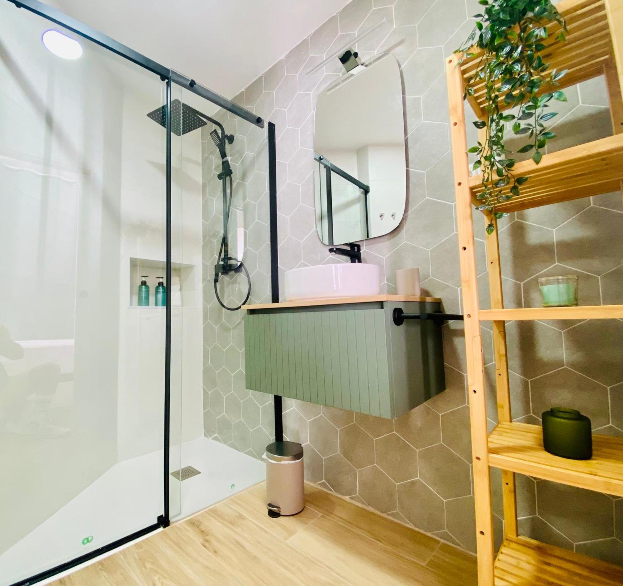 Bajo B - Design & Comfort In Ruzafa Soho Valencia Ngoại thất bức ảnh